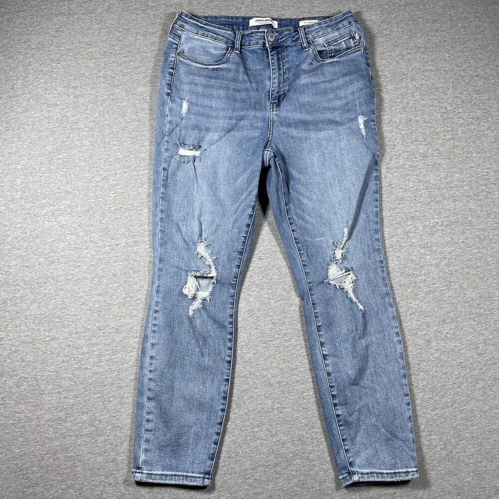 Judy Blue Relaxed Fit Jeans Womens 32 (30x26) Blue Tapered Distressed